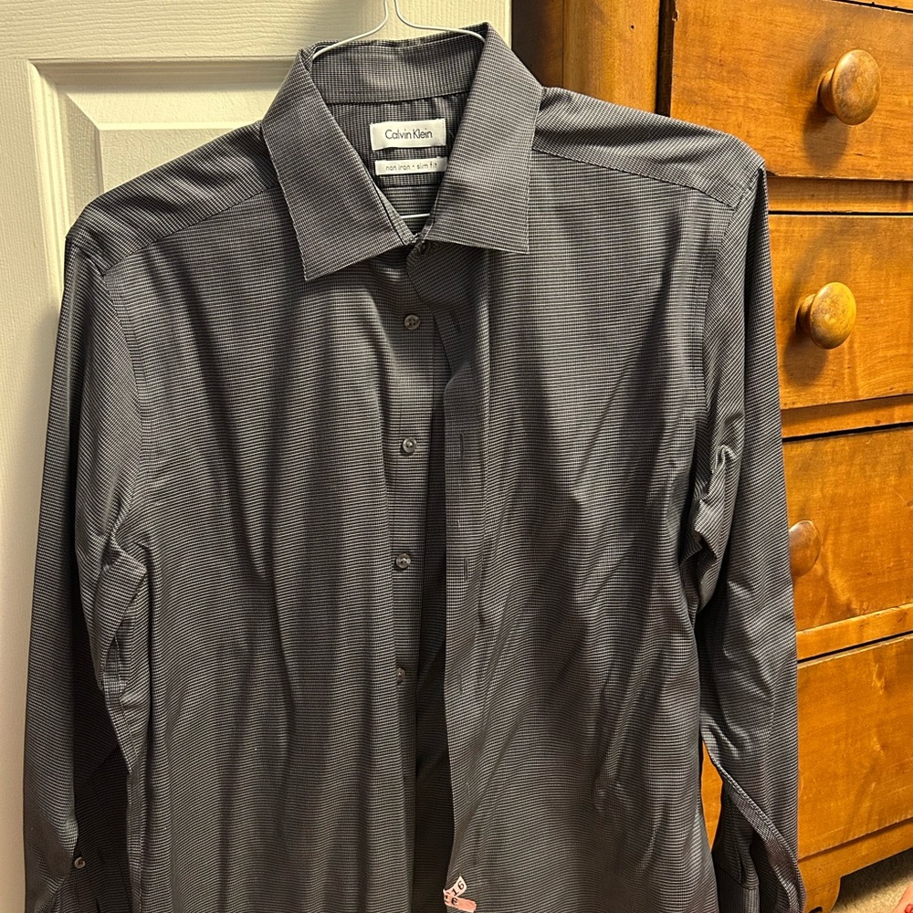 Calvin Klein Men's Grey Shirt